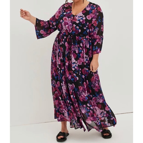 torrid Dresses & Skirts - 🆕 Black Floral Chiffon Button-up Maxi Dress 3 3X 22 24 NWT Torrid New!